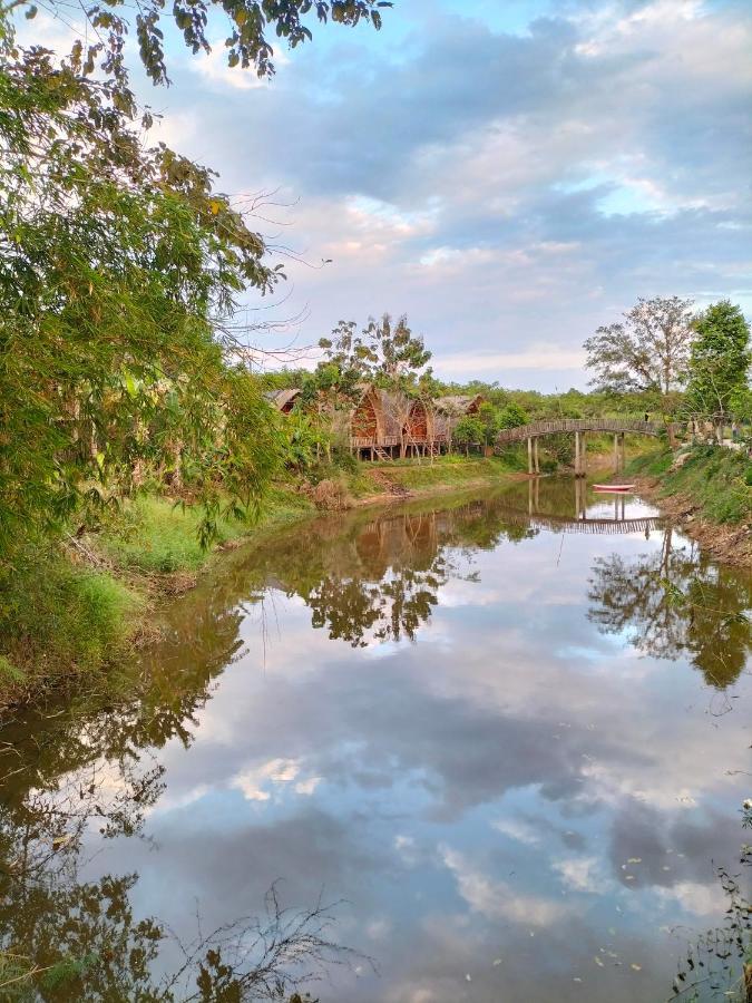 Rice Straw Green Lodge- Resort Quan Tom Bagian luar foto